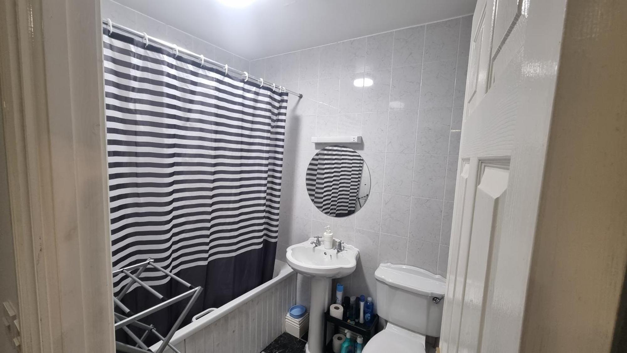 Alloggio in famiglia 3 Cosy Bedrooms Near Airport &